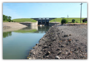 lake-shelbyville-illinois-spillway-dam-kaskaskia-river-flood-control