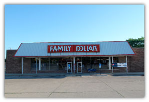 shelbyville-illinois-grocery-stores-near-lake-shelbyville-family-dollar